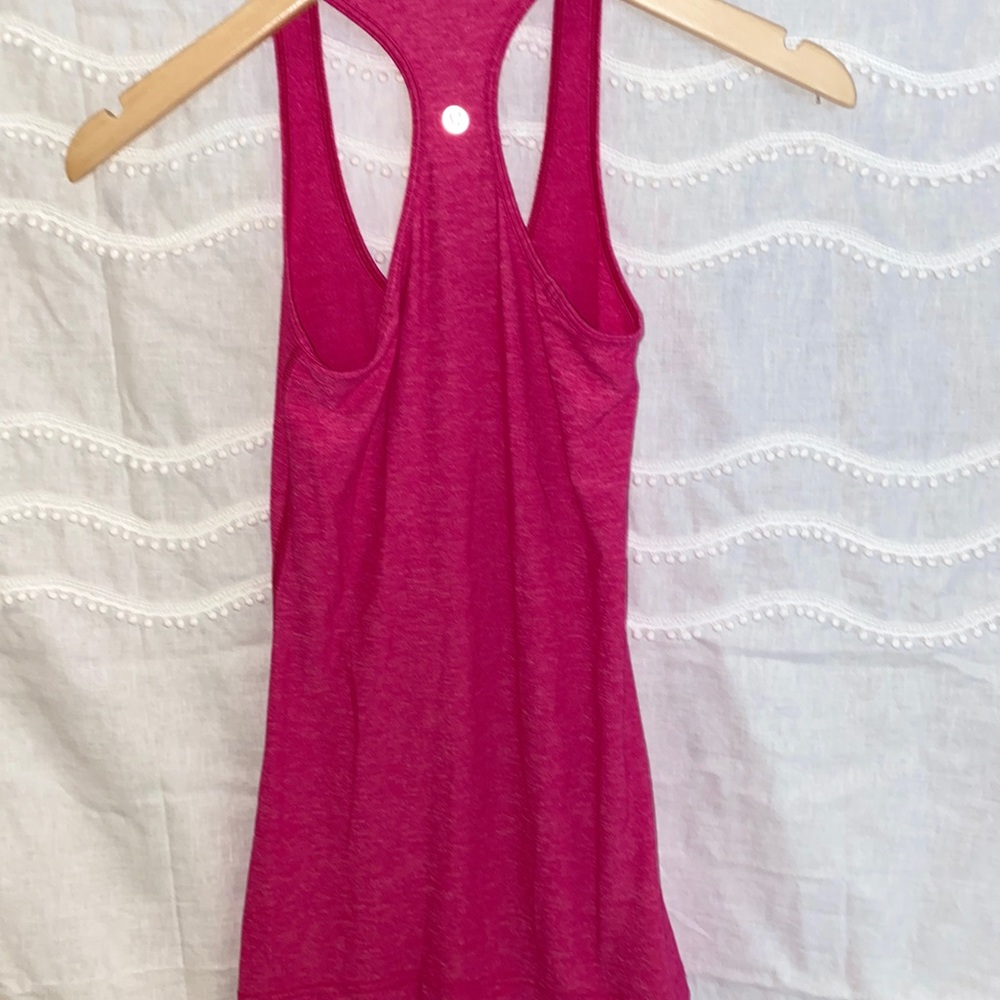Lululemon tank